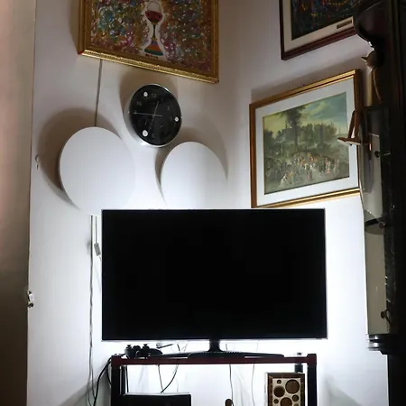 Artist's House Colosseum Apartment *