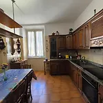 Artist's House Colosseum *