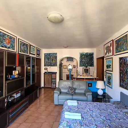 Artist's House Colosseum Apartamento *