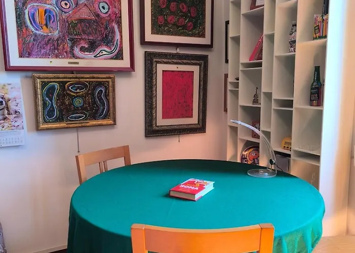 Artist's House Colosseum *